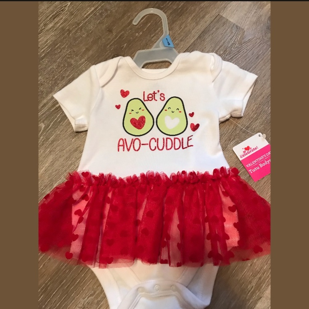 NWT Avocado baby girl outfit! 3-6 months.